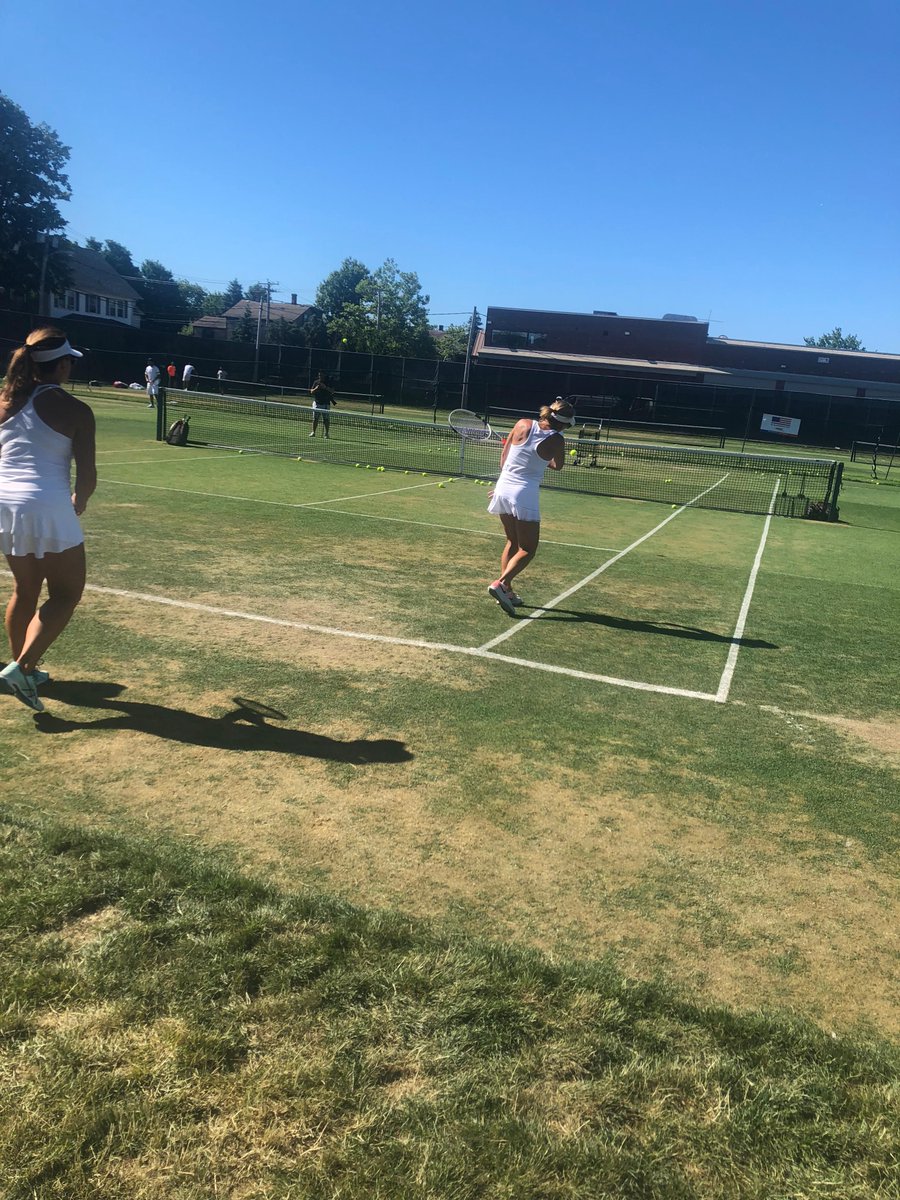 UTR_Sports_'s tweet photo. . @tennishallofame #DellTechOpen recap: Quick! Racquet back! Check out the action from the @brooksbrothers clinic!

@Oracletennis #UTRatNewport https://t.co/Xo2L6t9gt4