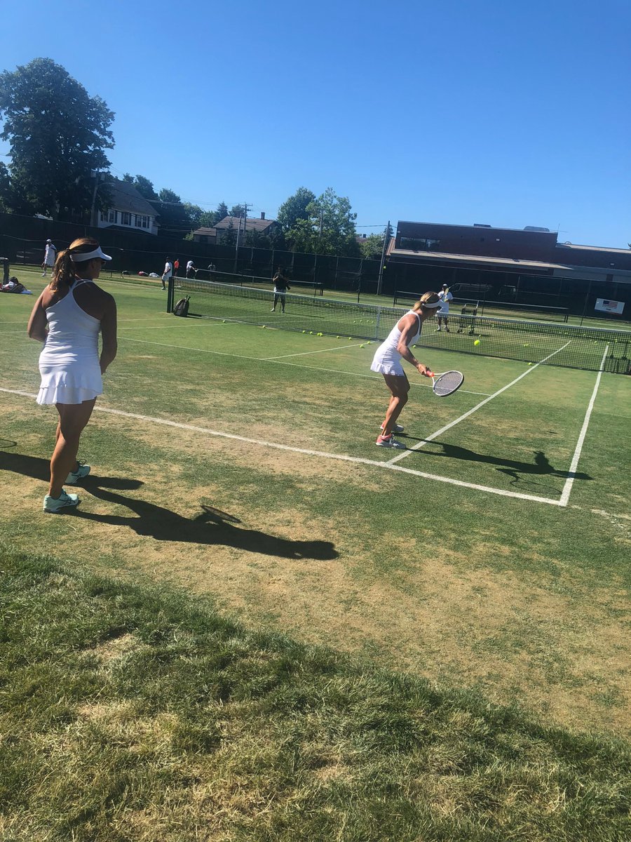 UTR_Sports_'s tweet photo. . @tennishallofame #DellTechOpen recap: Quick! Racquet back! Check out the action from the @brooksbrothers clinic!

@Oracletennis #UTRatNewport https://t.co/Xo2L6t9gt4
