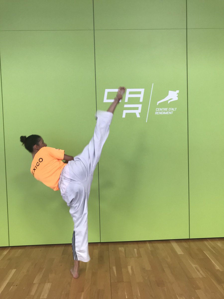 Preparando el Grand Prix Serie 2 de Moscú!!💪🏼🔜 Se nota que ha sido un entrenamiento duro😵🍅 #TeamESP #GPmoscú2018 <a href="/becaspodium/">Becas Podium</a>