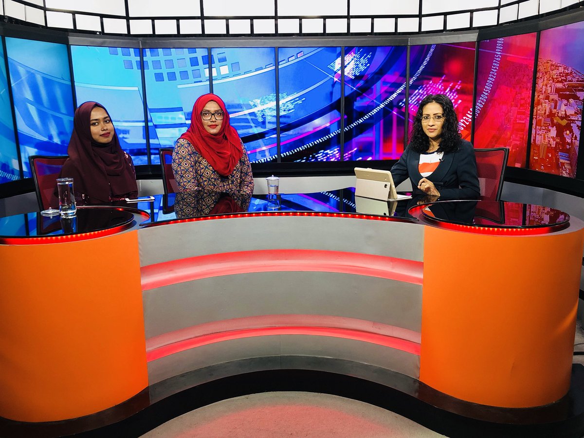 MWSC_Official's tweet image. We are live now on #IthuruKaafu program. Tune into @sunbrk to find out information on #MWSCRecycles2018 and #SmartBin.