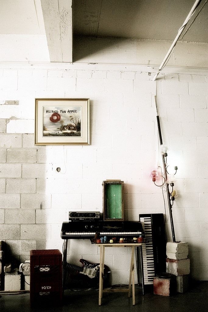 This week in our archives of #MTLnighlifeHistory: "Hors scène, avant-scène – A History of La Brique" by @deadlift_b. La Brique was an artist-run space in Montreal that was fundamental to key artists from the scene like <a href="/essaiepas/">Essaie pas</a>, <a href="/XarahDion/">Xarah Dion</a> &amp; more  buff.ly/2L9ZAaG