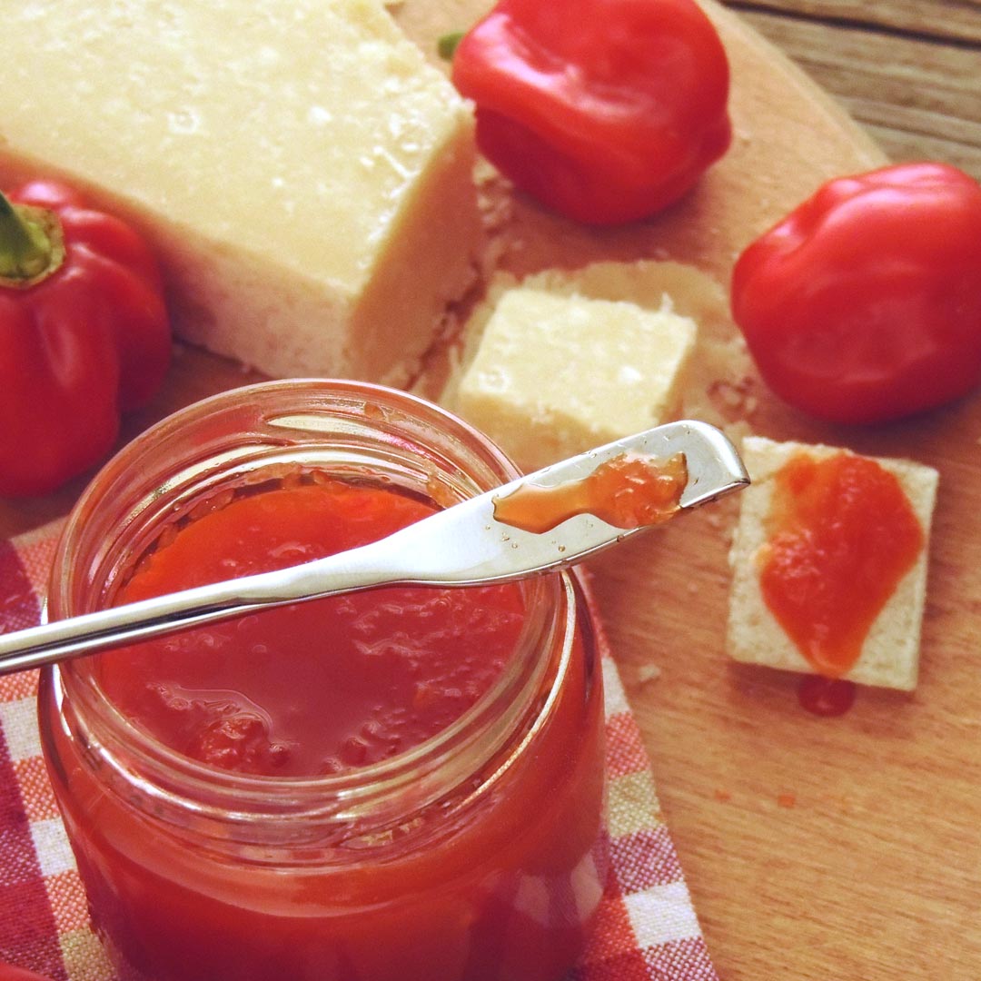 chiccacook's tweet photo. Confettura di habanero, gustala sui formaggi! 🌶🔥
#ricetta #ricette #recipe #cucina #jam #marmalade #habanero #peperoncino #chili #pepper #peppers #pepperjam #hot #food #chiccacook
https://t.co/nJtjLKQ1iQ https://t.co/uzYYjjGGqq