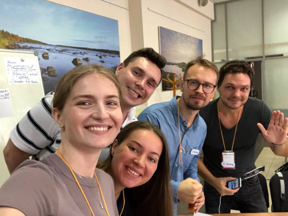 iSpring_RU's tweet image. Команда Академии iSpring заняла 1 место в турнире разработчиков электронных курсов «Белые ночи»! 
Турнир прошел 21-22 июля в Санкт-Петербурге в формате хакатона: 9 команд участников и 9 реальных заказчиков электронных курсов. 
Подробнее:  wn-elearning.ru

#ispring