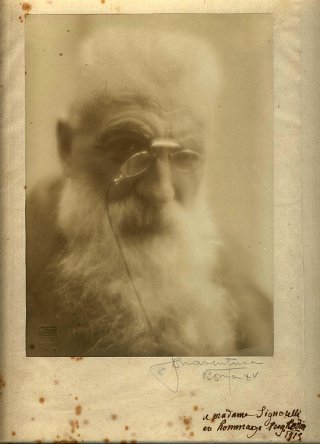 PMSA_Sculpture's tweet photo. CATCH up on OUR recent articles! "The process in which he moved from artist to icon is evident through images of his works.." HAVE you READ 'Rodin from the Italian perspective' by Sandra Berresford https://t.co/maGQfrTHM5 #rodin #sculpture #read3rdDimension #3rdDimension https://t.co/qMyqvvS507