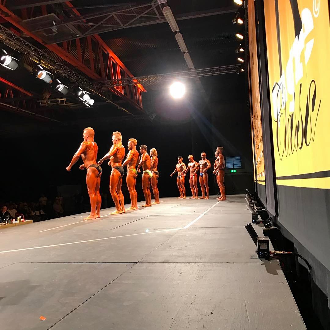 WeightliftingC's tweet image. #getfit #workout #videofit #musclest #beproudbutneversatisfied #physiquemen #activeliferx #bodybuildingworld #squatsforall #calisthenia