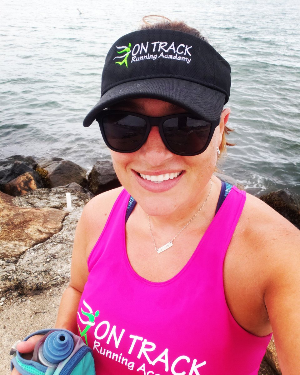 DanielleONeil_'s tweet photo. A beautiful late morning run around the point. I sure am going to miss running at all times of the day - that's not a luxury we #FloridaRunners have π₯βοΈ. So, for the next week, I'll enjoy the freedom Connecticut offers and will take in all the beauty of the shore! https://t.co/ORUnT6zP5G