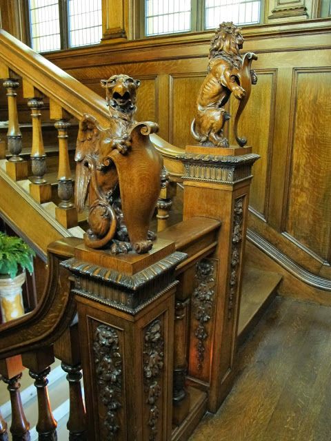 VictorianHouseL's tweet photo. The Victorian Newel Post ~

#NewelPost #VictorianHouse #VictorianNewelPost https://t.co/O3AVtXbUk2