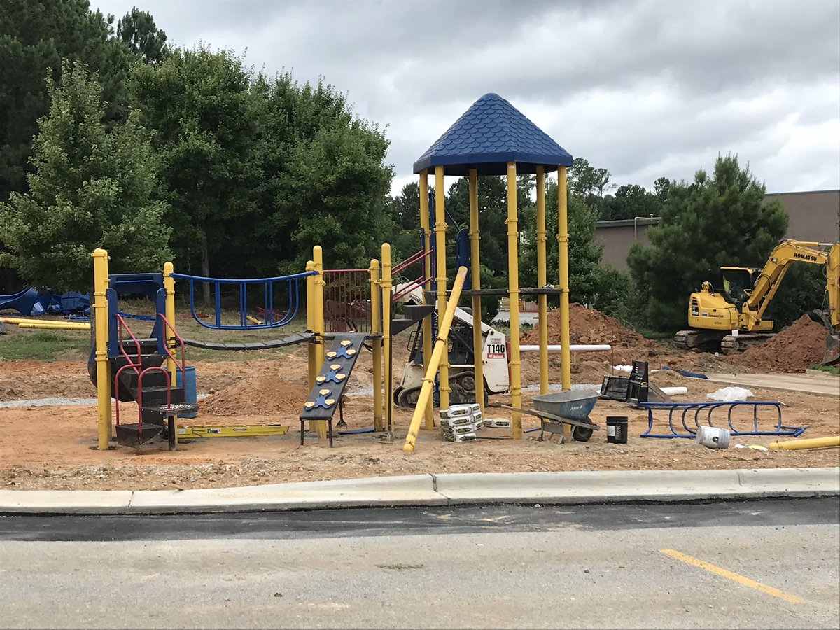 lesliewtaylor1's tweet photo. Wiley South is taking shape! So excited to see the progress and preparation for our @wileyelementary families!! It’s looking great!! #WileyOnTheMove #WileyRenoFun #Wevegotthis https://t.co/NumZhQN0oY