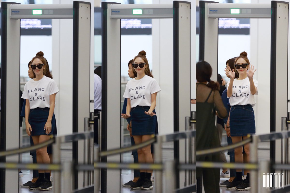 YJTTKI's tweet photo. 07.24 Jessica Jung @ Hong Kong Airport Departure ~3~ #鄭秀妍 #JessicaJung #Jessica #정수연 #JungSooYeon #香港 #HongKong #홍콩 #YJTTKI #ㅇㅈㅌㅌㅋㅇ https://t.co/1rcfQSij7P