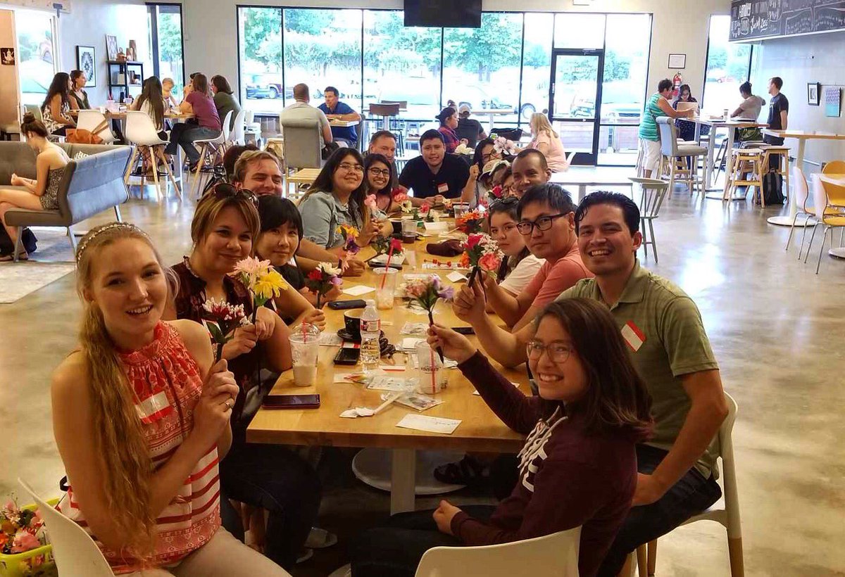 HelloTalkApp's tweet photo. Hi, HelloTalkers! Several days ago there was a meetup in Dellas and Fort Worth in Shenzhen,18 people showed up! 😄😜🎉☕👏 #hellotalk #hellotalkapp https://t.co/aAo3lf2f6M