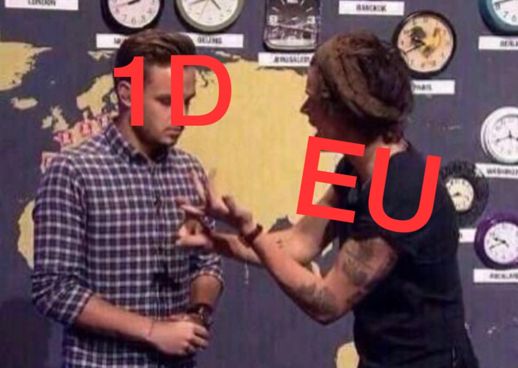 offlouie's tweet image. de: eu 
para: @onedirection 

olha só, é o seguinte, já deu com essa palhaçada já, nós já entendemos que vocês são difíceis, mas eu peço encarecidamente O CLIPE DE INFINITY, pois eu não madruguei atoa, tá me entendendo #ProjectInfinity 
#1DFan #1DReleaseInfinityVideo