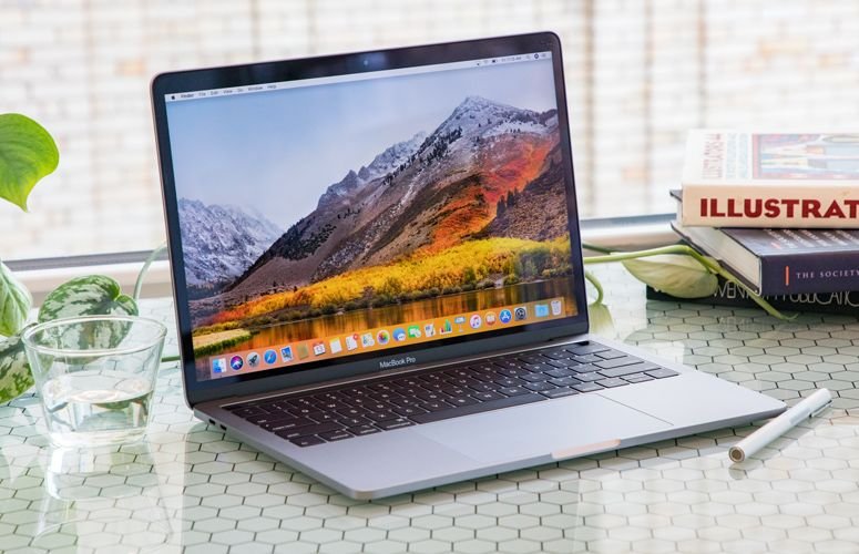 mspoonauer's tweet photo. Apple Finds MacBook Pro Throttling Bug, Fix Coming Today https://t.co/yFjYkHIot8 tip @Techmeme #MacBook2018 #MacBookPro https://t.co/2xOGTIxR89