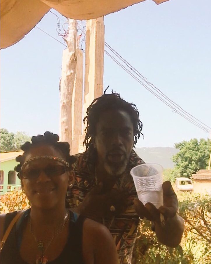 GanjahTree's tweet photo. He(art) 🎨work 4m one of mi bredrin Gilsey Lion 🦁 he hand carve this figurine from wood 👑❤️💛💚 Give thanks #Idren  #OneLove 🤲🏽 https://t.co/Nj66gSF2Z0