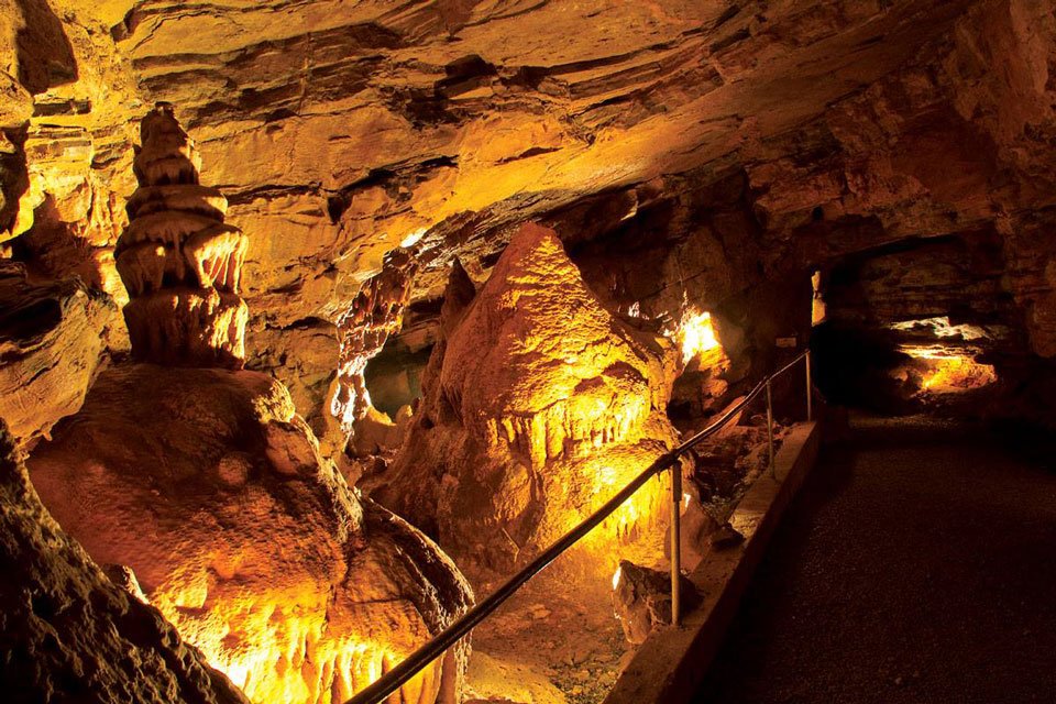 visitPA's tweet photo. Cool off this weekend with a trip to a majestic cave! https://t.co/6AZwVY1bFc #PASummerDays https://t.co/EYCg1Jb3Ky