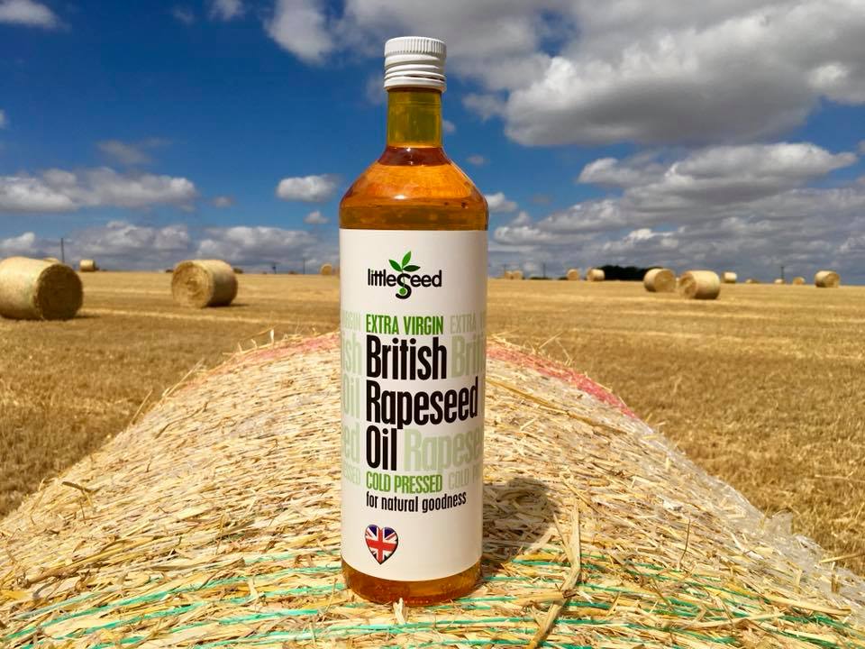 Littleseed_Oil's tweet photo. Busy making hay whilst the sun shines!☀️You can read all about our days on🌱#littleseed farm on our #blog on the website!
Here's how to get your hands on our big boy 1 litre bottle!👇
https://t.co/GOkMnlussZ https://t.co/fhn6yBBj9S