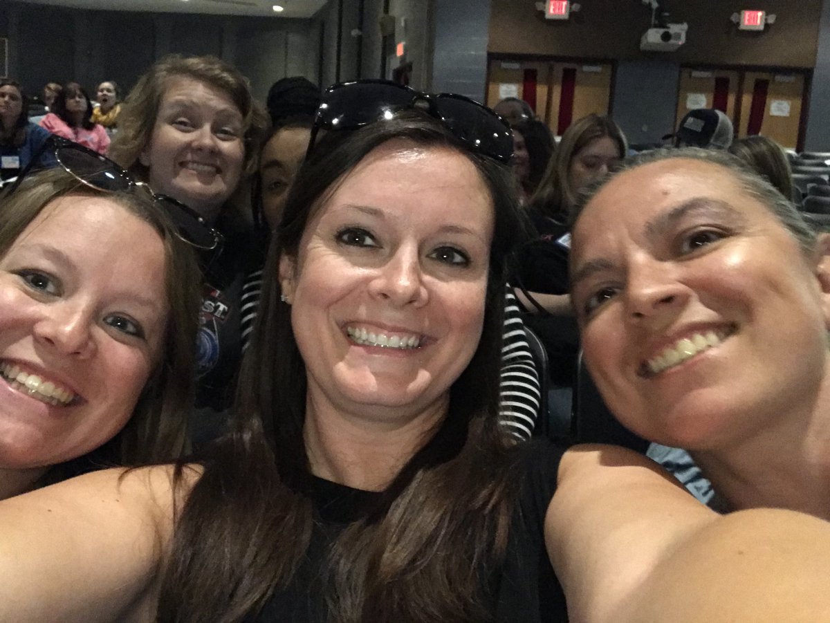 mrshudson3rd's tweet photo. Having fun learning about the new science standards! #kcssummerscience https://t.co/ueHj6bHvOI