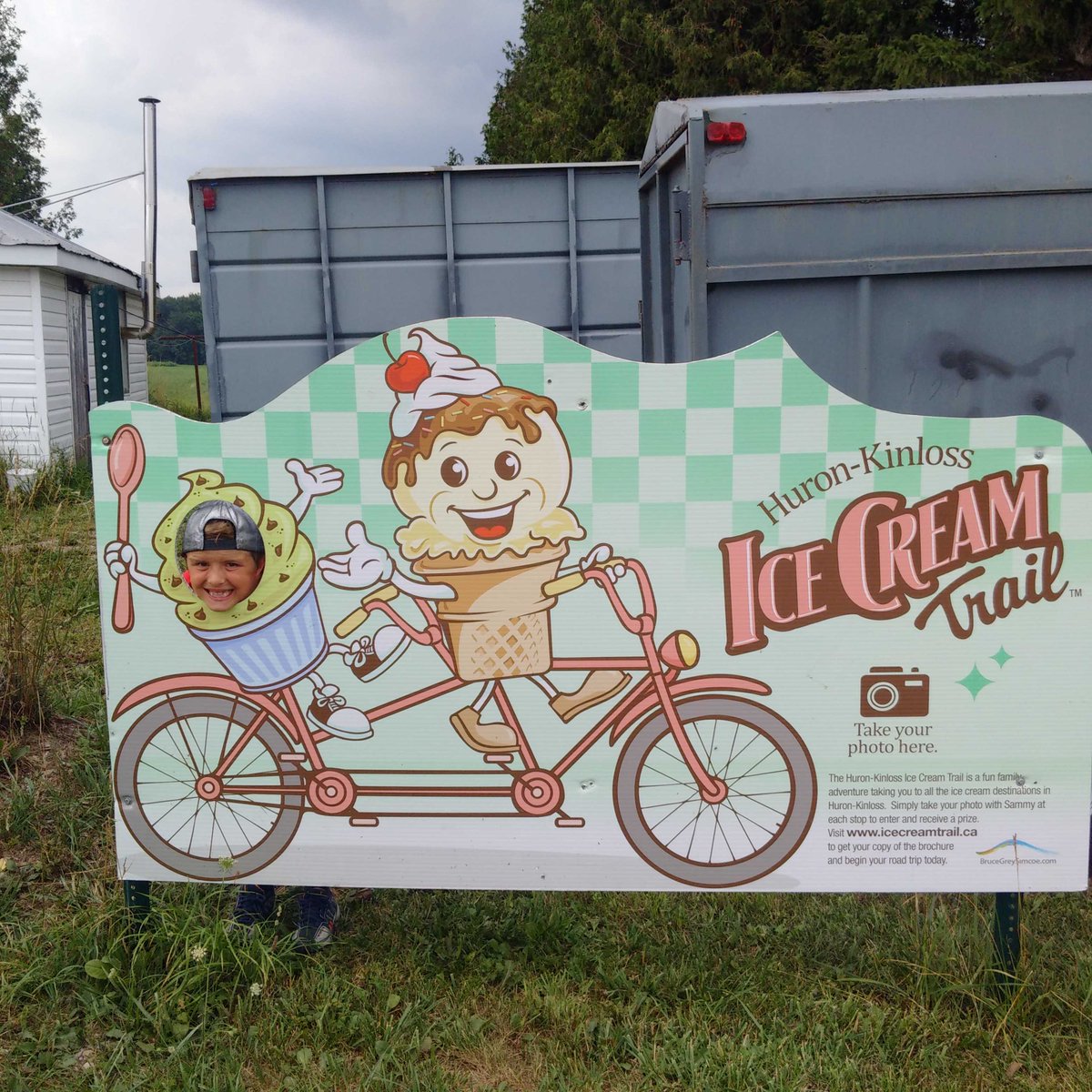Brockguy68's tweet photo. #IceCreamTrail on a bicycle built for two! https://t.co/iXj7rqA5R4