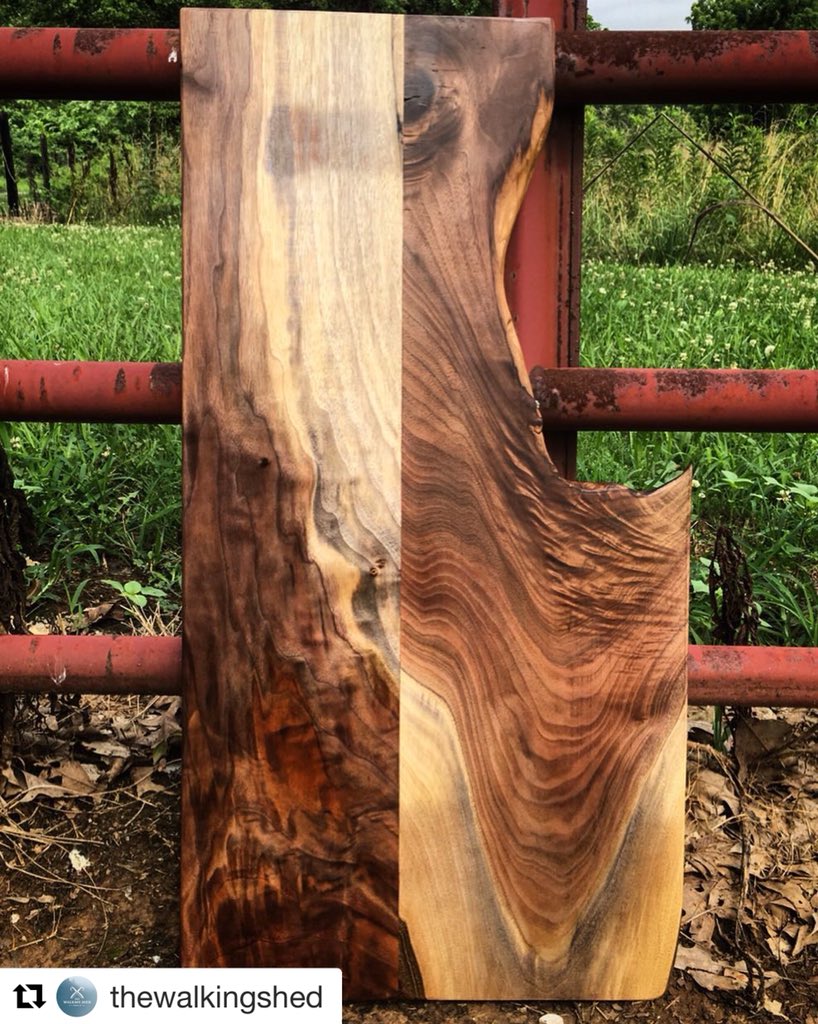 KingArthurTools's tweet photo. Well done @thewalkingshed for this beautiful looking piece of wood! Can’t wait to see what you come up with next!

#repost #katools #katcustomer #woodworking #woodworkingtools #powercarving #powercarvingtools #woodwork #woodworker #woodart #holeygalahad https://t.co/VrussXRy74