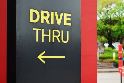 DelphiDisplay's tweet image. Use your drive thru restaurant&apos;s technology to not only keep your current customers, but bring in new ones. Learn how to do it here: delphidisplay.com/resources/thou…