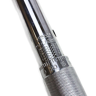 MyConvertSite's tweet image. I'm working on my car and the manual said torque to 60 Newton Meters.  There's a problem, my torque wrench uses foot pounds.  I was able to go to myconvert.site/torque  and the answer is 44.2 foot pounds