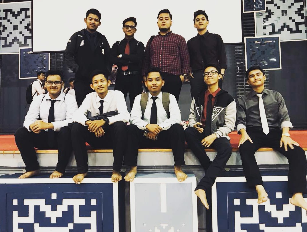 WanGhazali44's tweet photo. Para PM 2019😛
Chef to be🍴
#uitmpp #dihatiku #mds2018 #pradip2017 #FPHP #countingdays #peneng https://t.co/2tpbEHPgVf
