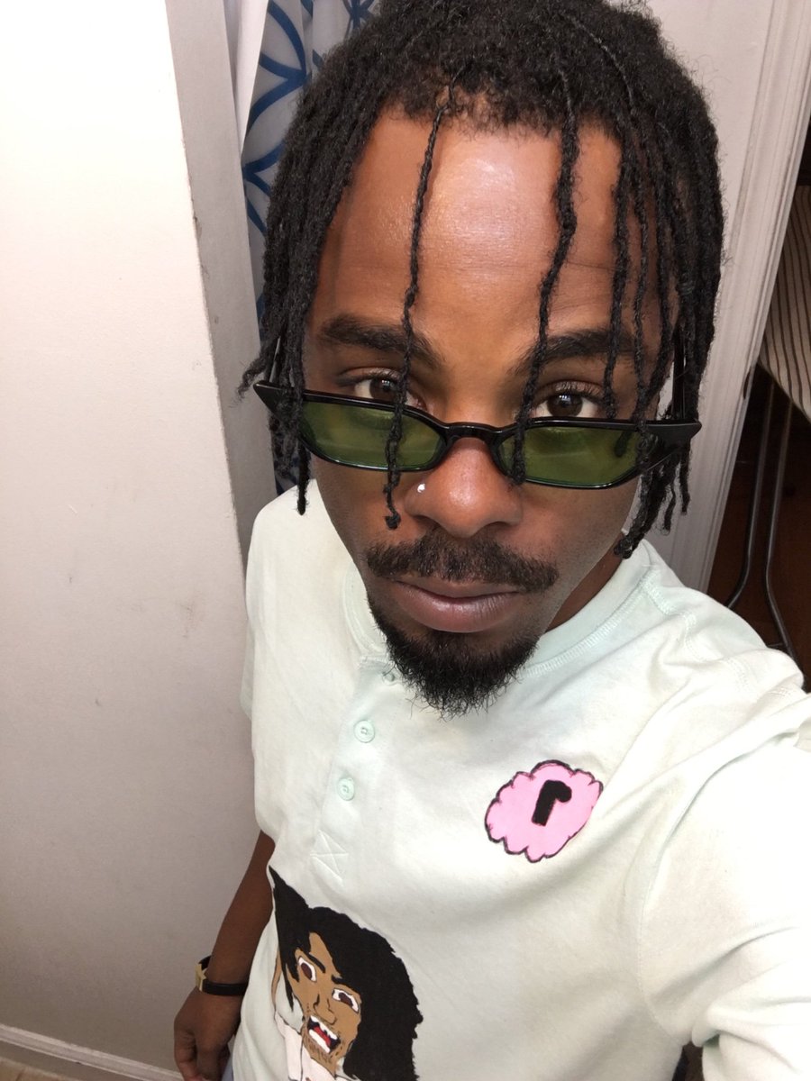 wavywight's tweet photo. About go see equalizer 2 #WavesDon’tDie Glasses @zerouv 🧡 ... https://t.co/6621OveMZu