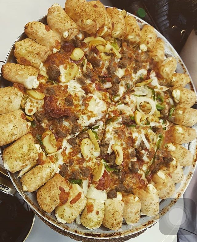 XenexBrasil's tweet image. Tradução: 
[Seungho] Antes de ir para Campo Grande #pizzahut #brasil #almoço #suprema #combinação

ENG/PT-BR: Teh (Diplomat Brasil)