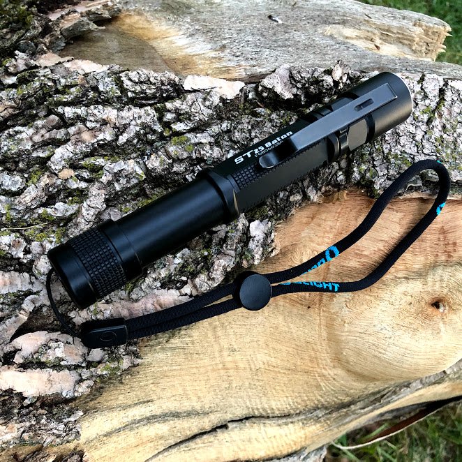 J2ledflashlight's tweet image. The ST25 Baton LED flashlight is the latest light to feature Olight&apos;s innovative stealth tailcap switch. The ST25 is the perfect light to own for law enforcement, self-defense, or just to have around the house, so get yours today! 
j2ledflashlight.com/products/oligh…