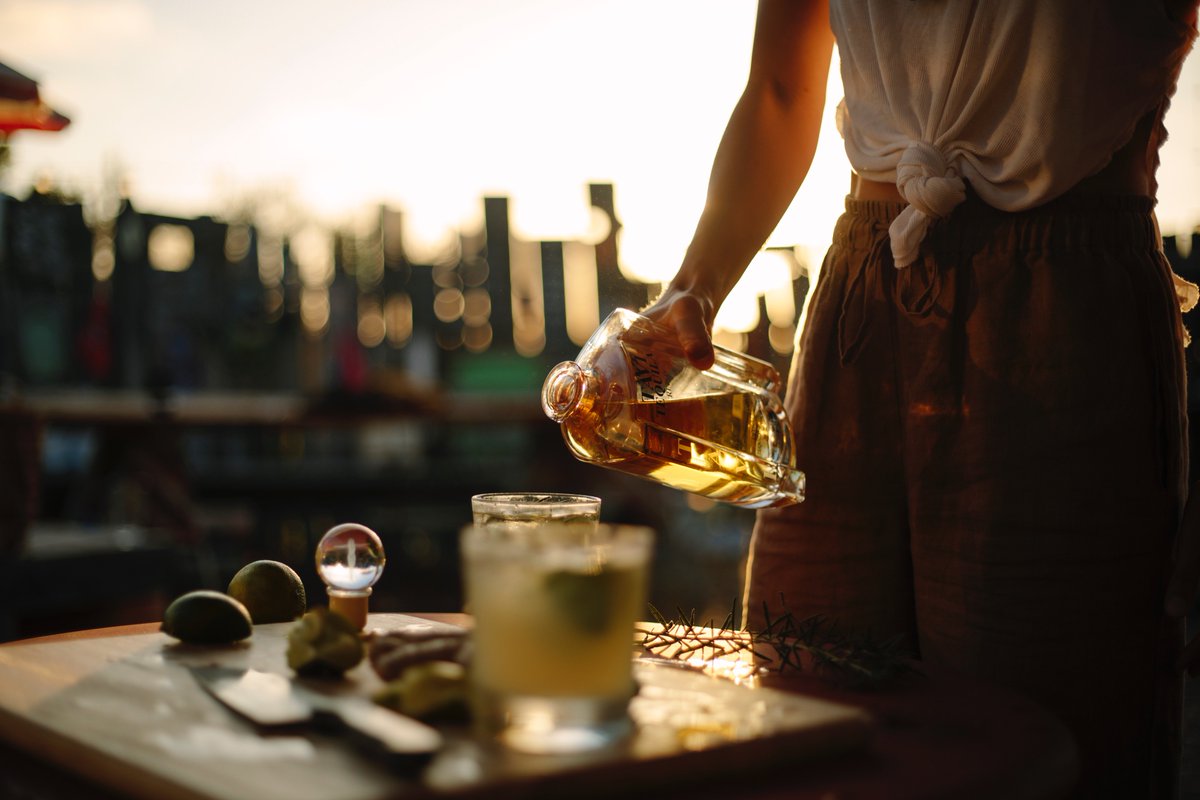 Happy International Tequila Day to all my aficionados! 🎉
 
Enjoy the celebration tonight and appreciate one of the world's healthiest plant-based spirit. 🥃🍹

 Cheers to our giveaway winner <a href="/ErinCooney92/">Erin Cooney</a> 🚨