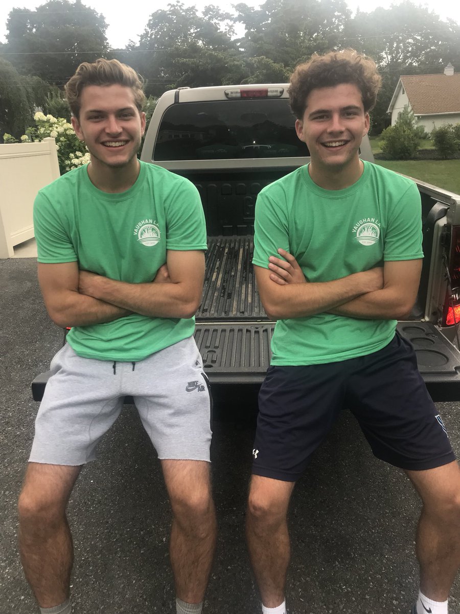 VaughanLawn1's tweet photo. Hey, how’s it mowing? FREE T-SHIRT GIVEAWAY ‼️ Both like and retweet this photo to automatically enter yourself into this years T-Shirt Giveaway Contest. Only 5 contestants will walk away with a shirt on their back. Limited time only, so like and retweet fast! #Season8 https://t.co/kPAQUkAZyi