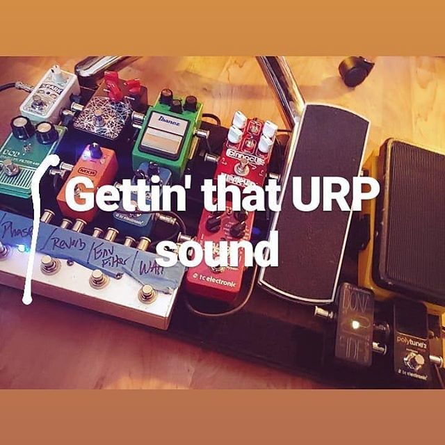 #takeovertuesday #pedalboard #wampler #tubescreamer #tourprep #coloursound #wahwahpedal