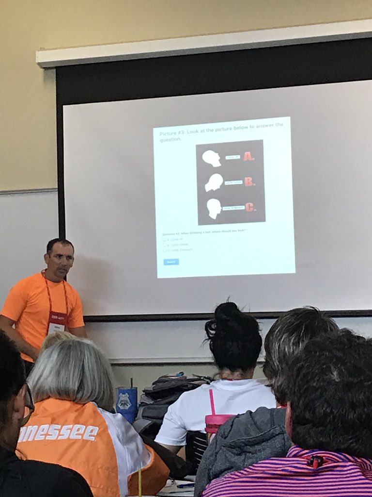 RArmstrongPE's tweet photo. Listening to @pe4everykid talk about assessment &amp; grading in #Physed. Always shares great information! Love his website!! #PEInstitute18 https://t.co/L1pYbC08NP