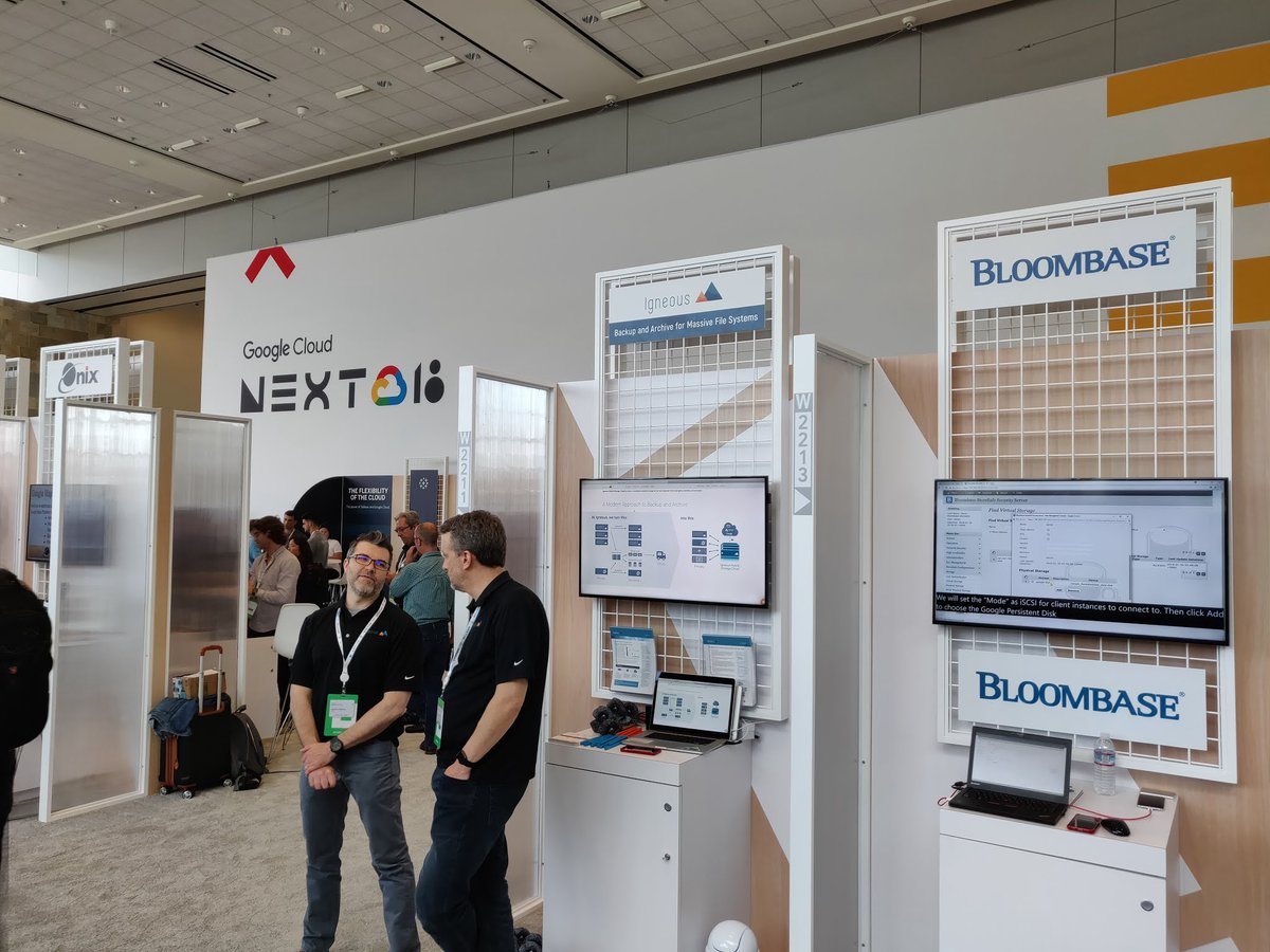Bloombase's tweet photo. Learn how #Bloombase can help you lock down your crown jewels on the cloud at #GoogleCloudNext. Stop by booth W2213 to learn more #GoogleNext18 #Google #GCP #GCPNext #KMS #PersistentDisk #security #encryption #cryptography #regulatory #compliance #GDPR #PDPA #HIPAA #PCIDSS https://t.co/L2hV6ncStI