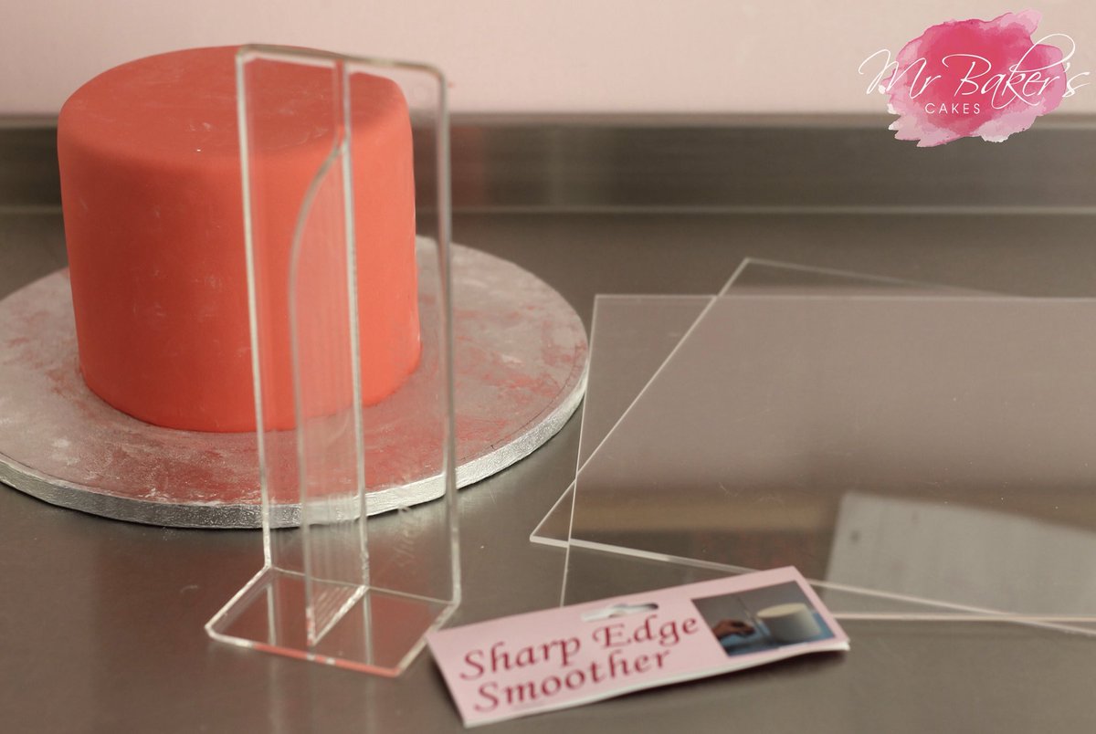 RobBGUK's tweet image. [New Post] Review: Sharp Edge Smoother by Cakes By Carol
Find it here: blog.mrbakerscakes.co.uk/all-content/re… 
#sharpedgesmoother #review #cakeblog #bakingblog #blogger