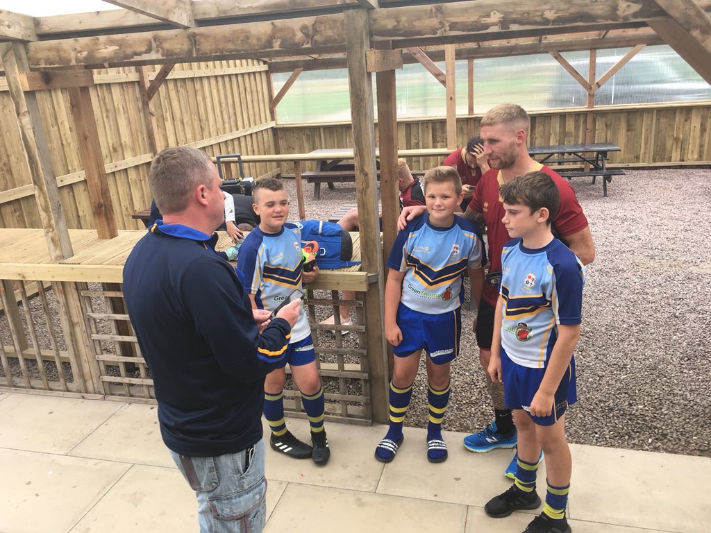 AJAtherton's tweet photo. Thank-you to @OSJARLFC for their hospitality today. All @WiganWarriorsRL grades hosted and a great summer camp to kick things off! Best of luck to all your teams this weekend! https://t.co/JuRodYclBt