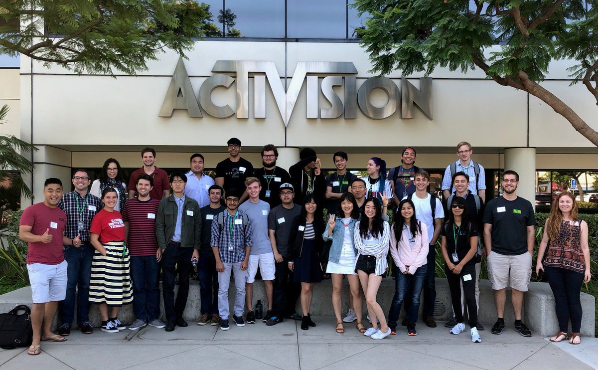 Activision Blizzard on Twitter: "Hung out with our awesome #Blizzterns at Santa Monica HQ today! @BlizzardCareers… "