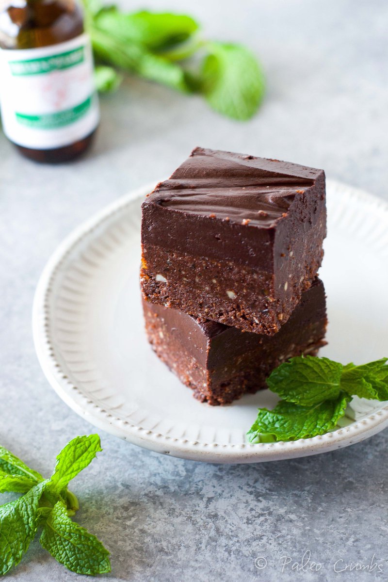 allergycrumbs's tweet photo. Craving Chocolate? Try these NO BAKE chocolate mint fudge brownies!! SO GOOD! https://t.co/sRGFXofpLw