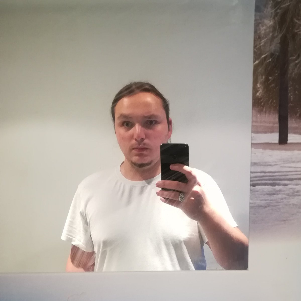 FelixSemtex's tweet image. #NeuesProfilfoto #KomischerDude #HandHerz 😂😂