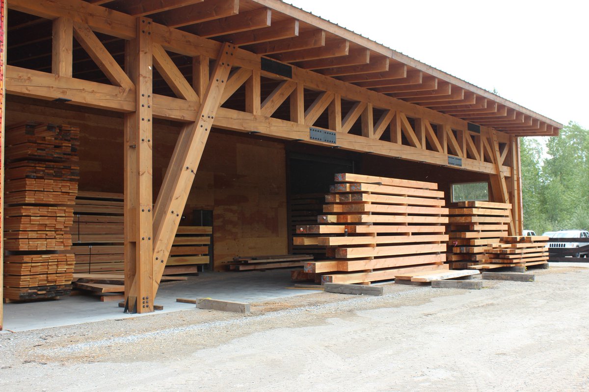 CndTimberframes's tweet photo. Are you wanting to build next summer? The timber frame process can take up to a year depending on where you are at with your planning and design ideas. Contact us today and learn more about how we can help you build your dream home. #CanadianTimberframes https://t.co/SKQ4s3nbMK https://t.co/7jjZIuHzi1