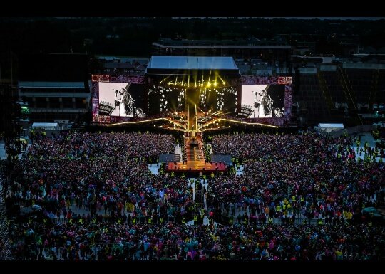 BsscSi's tweet image. "Directioners são lendas e lenddas nunca morrem"-Josh Devine
Mais iludidas q td e cumpridoras da promise...
#ProjectInfinity