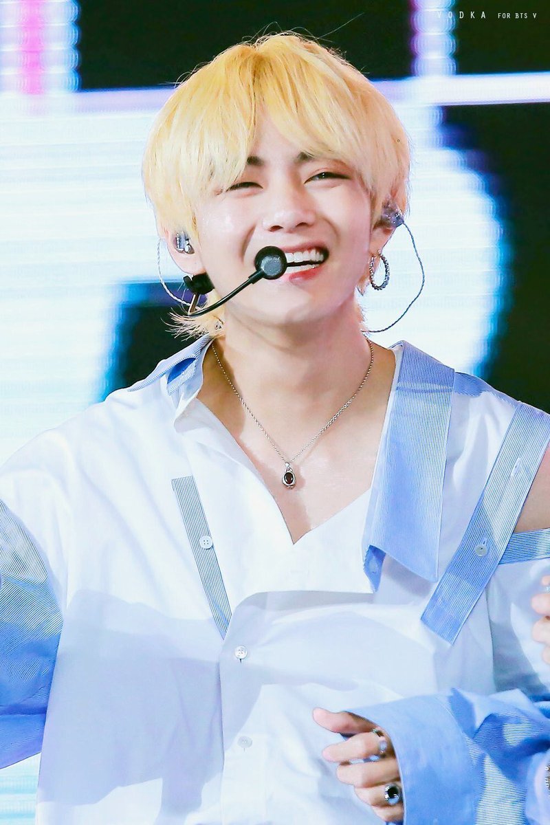 JeonFtVodka's tweet photo. ｡ﾟﾟ･｡･ﾟﾟ｡
ﾟ。     Day 52
　ﾟ･｡･ﾟ         ꒰ ➸ #⃞태형 ꒱

➸ 〖 Everything, everything I understand, I only understand because I love you 〗 https://t.co/K1sTtN51q3