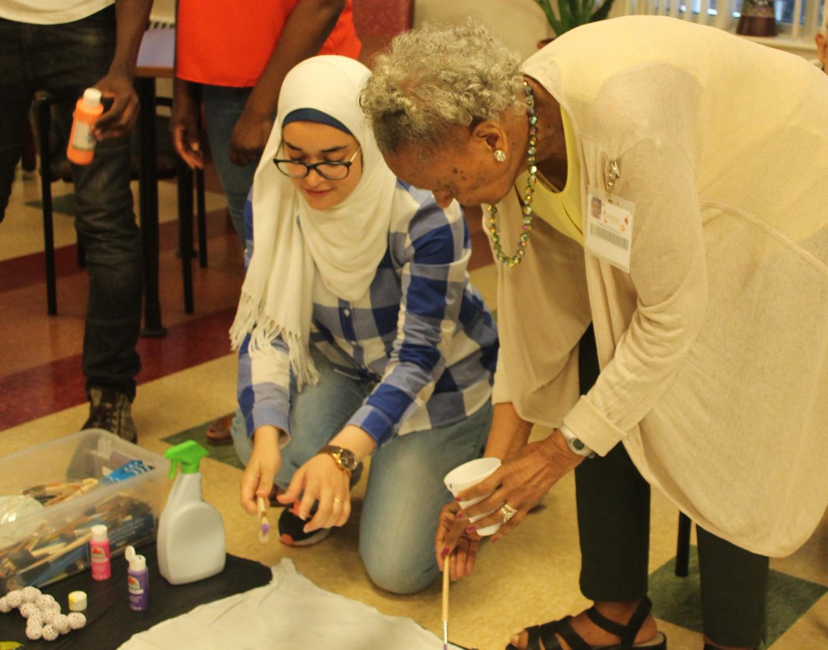 FulbrightMENA's tweet photo. “#Volunteering is the best way to truly immerse in a culture” Read about how Haidy volunteered w/ @OneToWorldInc in local schools & senior communities to get to know her host community during her #Fulbright at @TempleUniv https://t.co/B7CD9uqZev #HowWeGiveBack #ExchangeOurWorld https://t.co/o089e7GYVN
