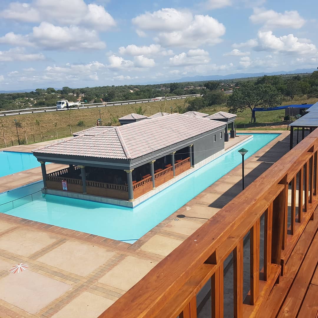 zakhelembatsane's tweet image. #djsbu @djsbu I'm Zakhele Mbatsane, owner of Ebukhosini Resort in Mzinti, Mpumalanga. Please spread d word Ngwenya.