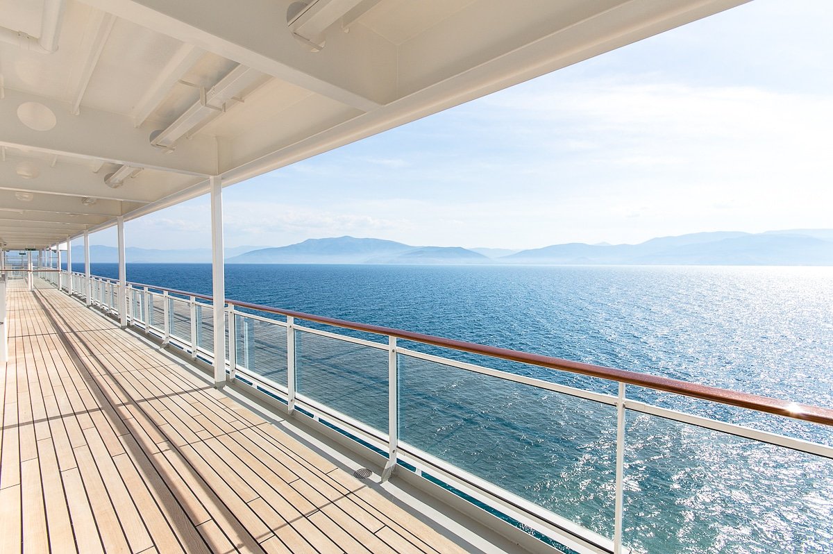 Happy #traveltuesday 😊! There is nothing better than the #peaceful view of the #ocean and a mild sea breeze, don't you agree🌊🌞? We wish everyone going on board of a #cruiseship today a wonderful cruise!

#kreuzfahrt #cruise #cruiselife <a href="/HLCruises/">Hapag-Lloyd Cruises</a> <a href="/emmacruises/">EmmaCruises ⚓️</a> <a href="/LittleCityCH/">ValeriasLittleCITY</a>