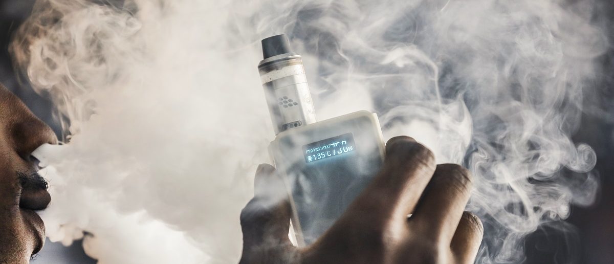 Study Sinks Claims Vaping Poses A Threat To Bystanders dlvr.it/Qcf3Db