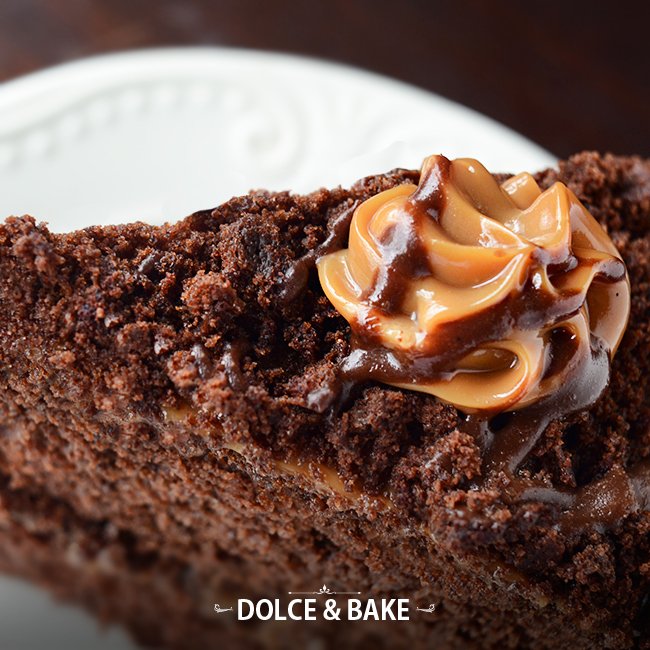 Endulza tus #dias con nuestras #deliciosas tortas de #chocolate
  
#Horadelpostre #Horadelcafé #Merida