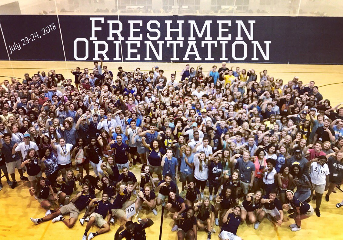 UTCNewMocs's tweet photo. Y’all were WILD this round!! Just one more session until all of #UTC22 has been #orientated 🤤🤩🤓👏🏽 #GoMocs #orientationszn https://t.co/CVtwrR7i0M