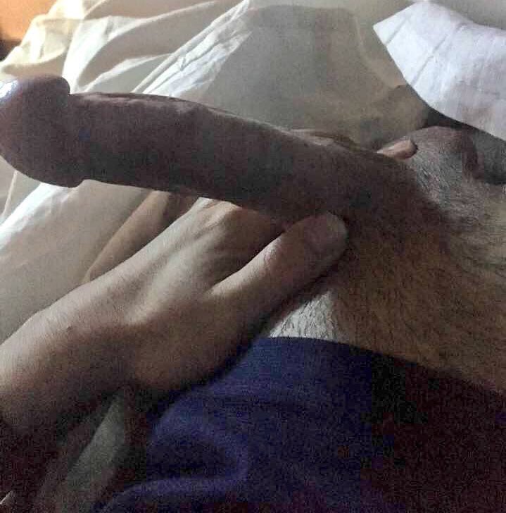 kissoftiger's tweet photo. @sexx_freak @bambiblacks Any girls wanna try this? Just DM🍆 https://t.co/zTvTiOrTJI