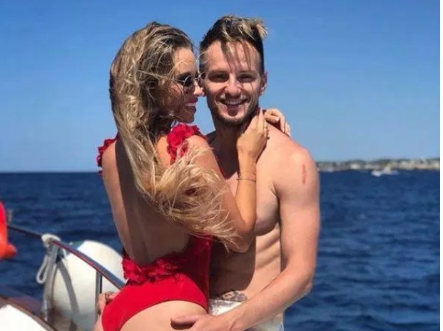 The Sun Football Barcelona Star Ivan Rakitic Relaxes With Stunning Wife Raquel Mauri On Luxury Yacht After World Cup Final Heartache T Co Ylgtn1raxg T Co Zib45pagj4 The Sun Football Barcelona Star Ivan Rakitic Relaxes With Stunning Wife Raquel Mauri On Luxury Yacht After World Cup Final Heartache T Co Ylgtn1raxg T Co Zib45pagj4