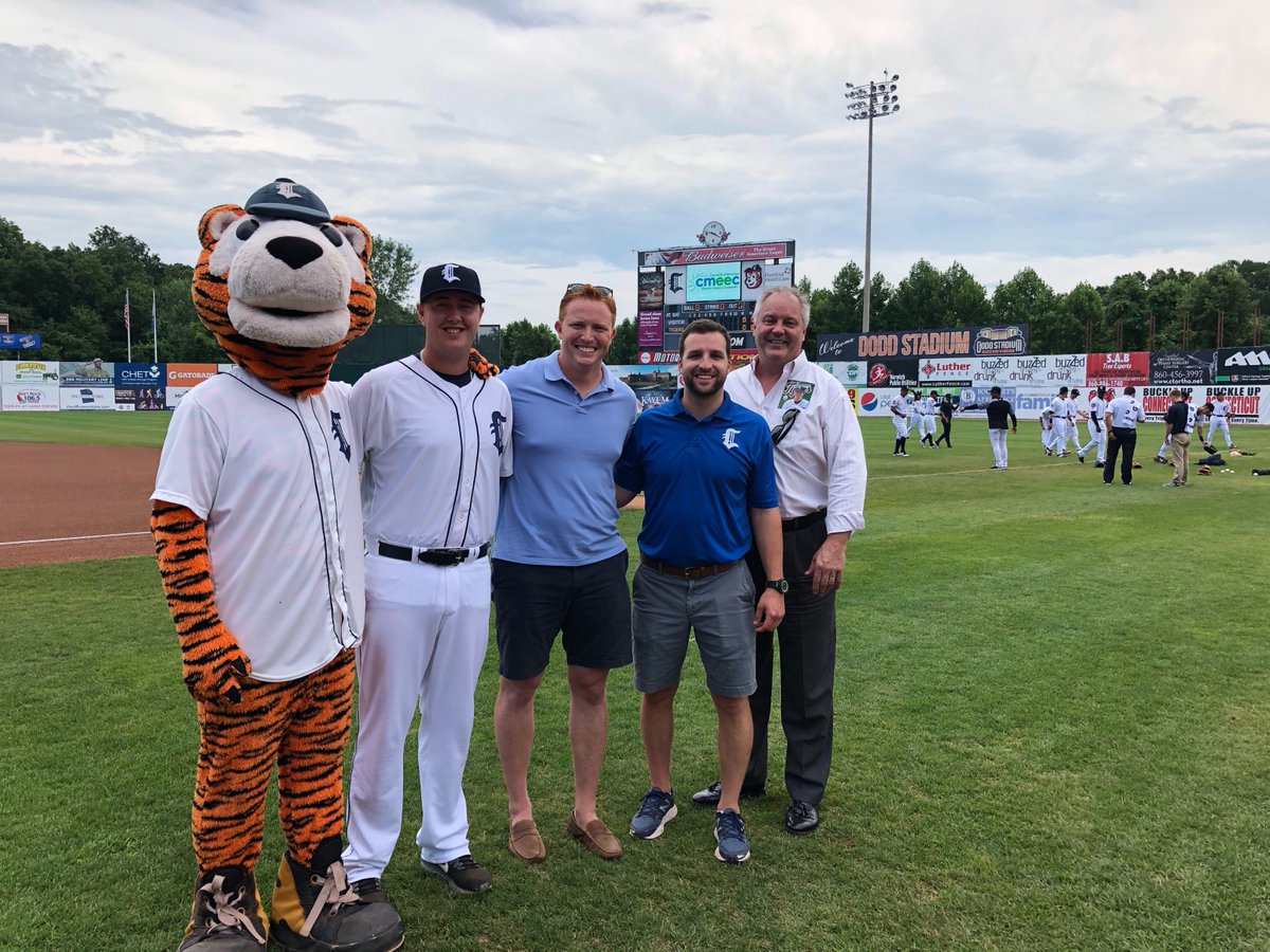 CMEEC_CT's tweet photo. Our team had a fun day visiting Dodd Stadium watching our very own @thecttigers play ball. ⚾️#CMEEC #cttigersbaseball #DoddStadium https://t.co/qQP8tdjo7U